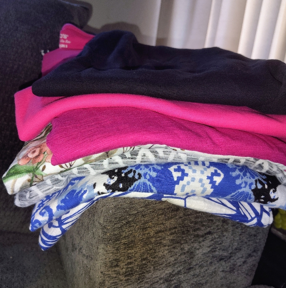 7 Chico's Sz 3(XL,16) Tees